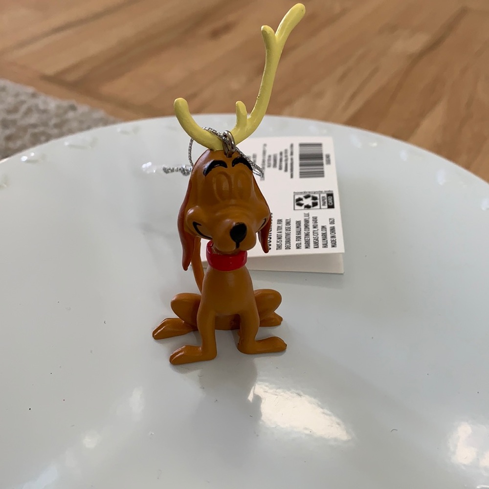 Hallmark Grinch Max the dog ornament nwt - Picture 1 of 4